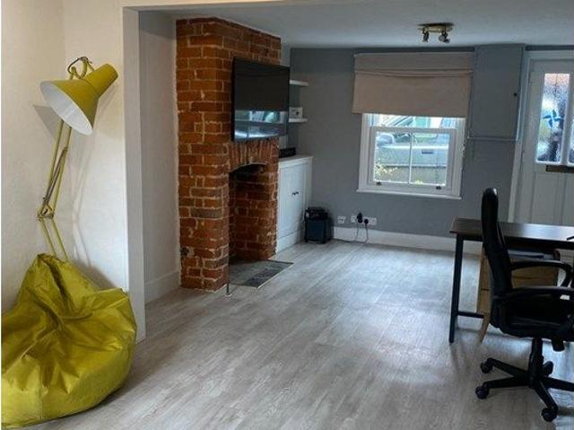Albert Street, Tring HP23, 2 bed terraced house to rent, £1,600 pcm | PrimeLocation