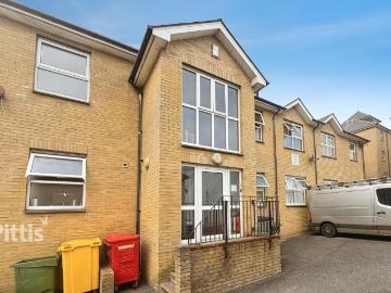 Albert Street, Ventnor PO38, 1 bed flat to rent, £700 pcm | PrimeLocation