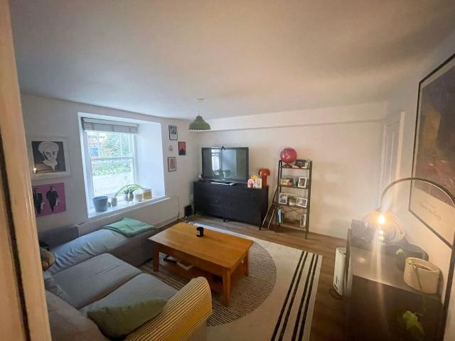 Albert Park, Bristol BS6, 1 bed flat to rent, £1,300 pcm | PrimeLocation