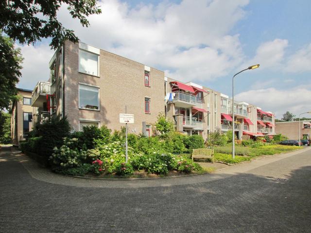 Albert Plesmanring 71