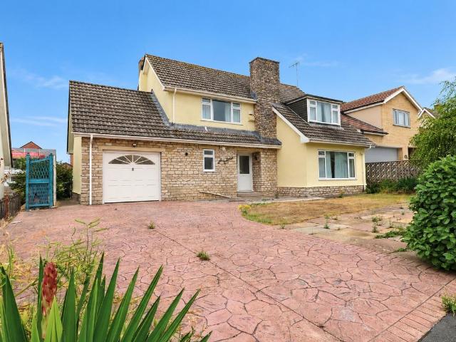 Albert Road, Trowbridge BA14, 4 bed detached house to rent, £1,900 pcm | PrimeLocation
