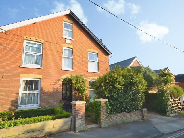 Albert Road, Cowes, Isle Of Wight PO31, Semi detached house to rent, £1,600 pcm | PrimeLocation