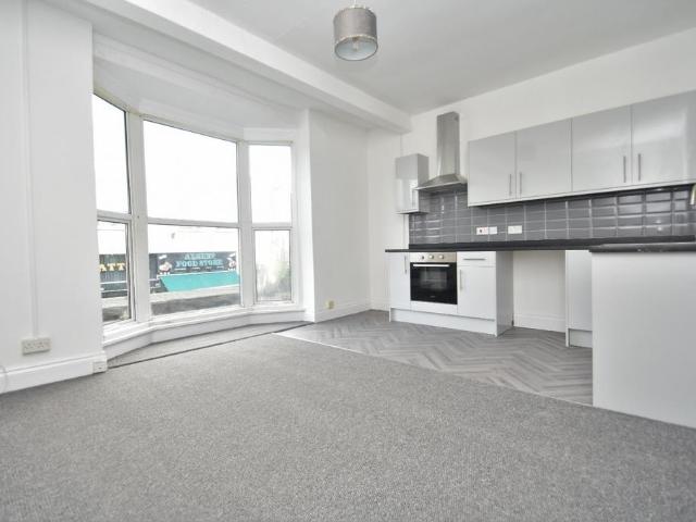 Albert Road GOLD SUB, Southsea PO5 2 bed flat to rent £1,075 pcm £248 pw