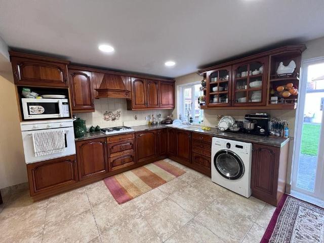 Albert Road, Ilford IG1, 5 bed property to rent, £4,333 pcm | PrimeLocation