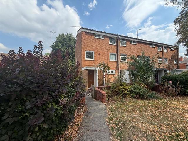 Albert Road, Kings Heath, Birmingham B14, 3 bed terraced house to rent, £1,300 pcm | PrimeLocation