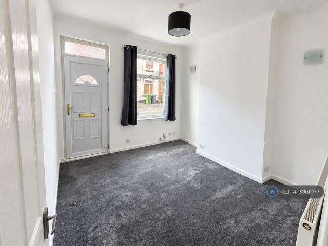 Albert Road, Kidderminster, DY10 3 bed terraced house to rent £975 pcm £225 pw
