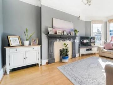 Albert Road, London, N22 7AG, United Kingdom | 3 bed apartment for rent #138931538 | Rentberry