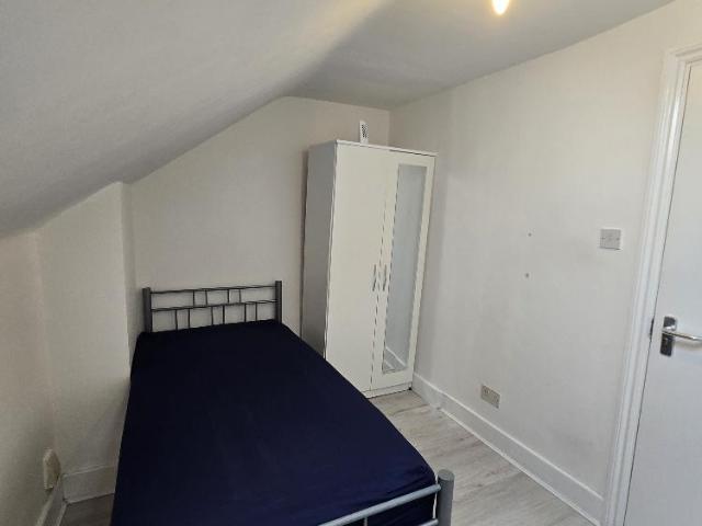 Albert Road, London N4 1 bed house of multiple occupation to rent £725 pcm £167 pw