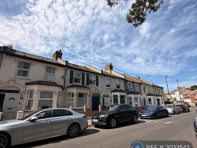 Albert Road, London, SE25 1 bed in a house share to rent £750 pcm £173 pw