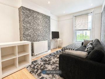 Albert Road, London SE25, 1 bed maisonette to rent, £1,500 pcm | PrimeLocation