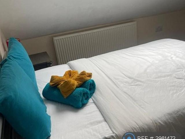 Albert Road, Middlesbrough, TS1 1 bed in a house share to rent £430 pcm £99 pw