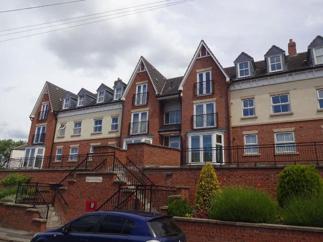 Albert Road, Sheffield S8, 2 bed flat to rent, £800 pcm | PrimeLocation