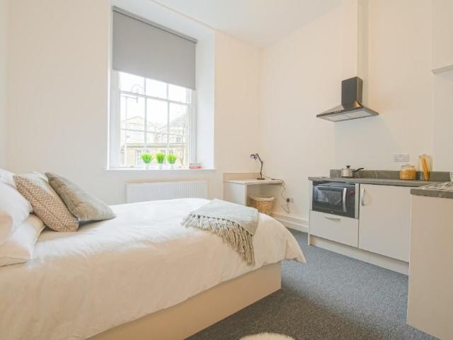Albert Terrace Road, Sheffield S6, Studio to rent, £600 pcm | PrimeLocation