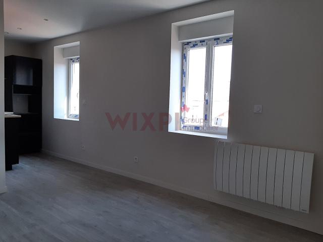ALBIGNY SUR SAONE PLEIN CENTRE