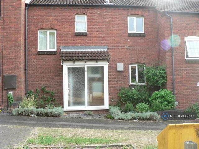 Albion Court, Luton, LU2 4 bed terraced house to rent £2,000 pcm £462 pw