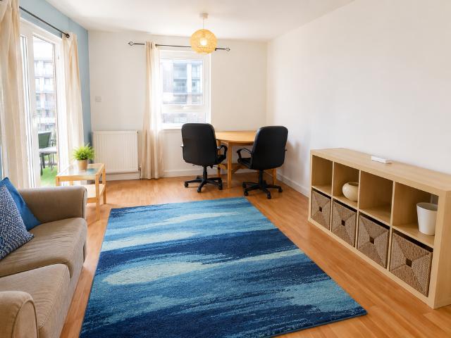 Albion Gardens, Edinburgh, EH7 5QL