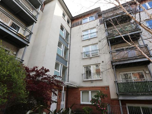 Albion Gardens, Hillside, City of Edinburgh, EH7 5QF, United Kingdom | 2 bed apartment for rent #122101329 | Rentberry