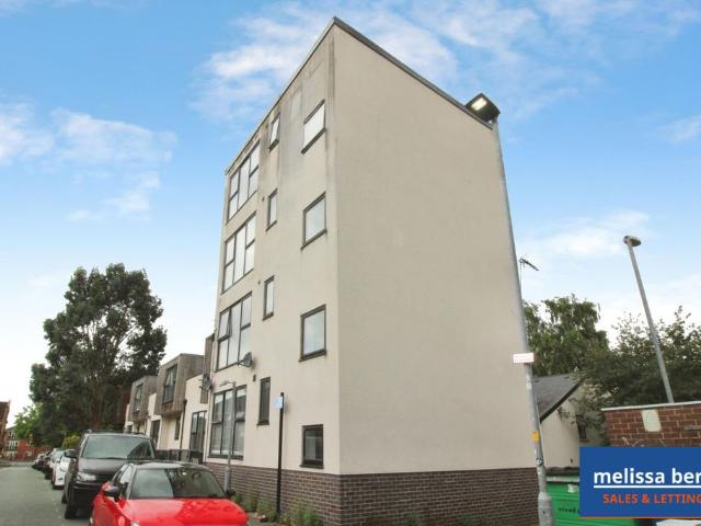 Albion Mews, Clifton Road, Prestwich, Manchester M25, 2 bed flat to rent, £1,025 pcm | PrimeLocation