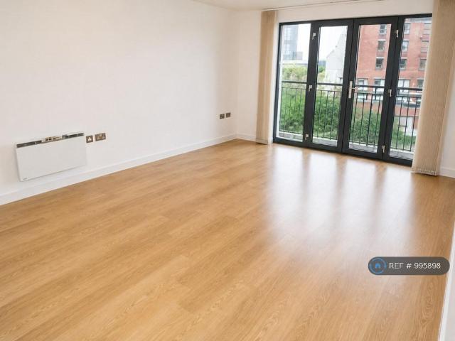 Albion St, Wolverhampton, WV1 2 bed flat to rent £1,000 pcm £231 pw