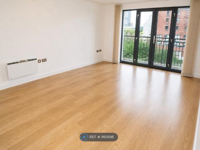 Albion St, Wolverhampton WV1, 2 bed flat to rent, £1,000 pcm | PrimeLocation