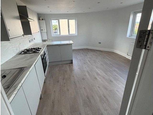 Albion St, Wall Heath DY6, 2 bed flat to rent, £899 pcm | PrimeLocation
