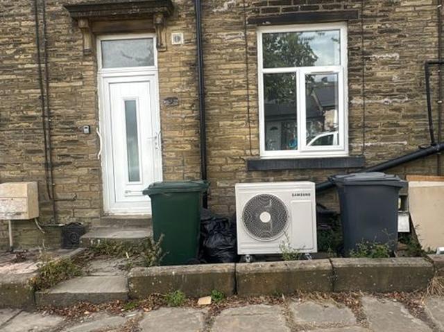 Albion Street, Bradford BD13, 3 bed terraced house to rent, £795 pcm | PrimeLocation