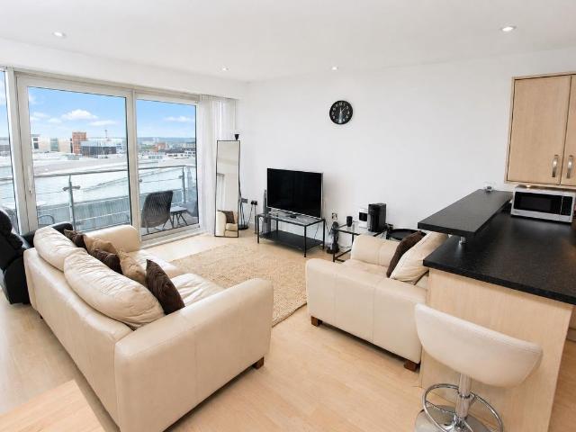 Albion Street, Leeds LS2, 2 bed flat to rent, £1,700 pcm | PrimeLocation