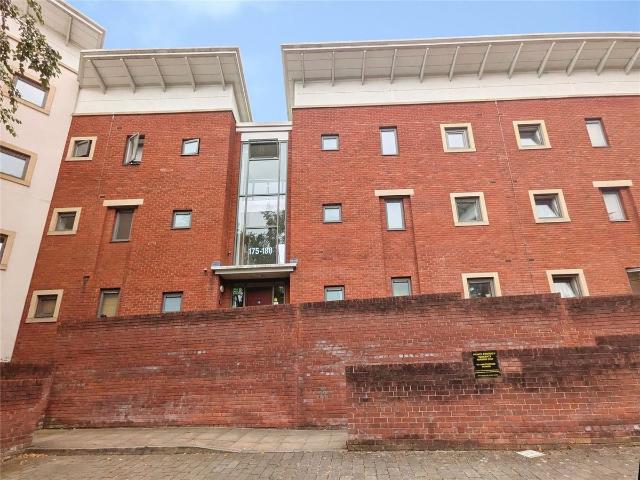 Albion Street, Wolverhampton, Wolverhampton WV1, 2 bed flat to rent, £1,000 pcm | PrimeLocation