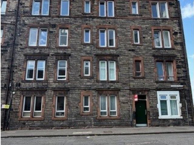 Albion Place, Edinburgh EH7, 2 bed flat to rent, £1,600 pcm | PrimeLocation