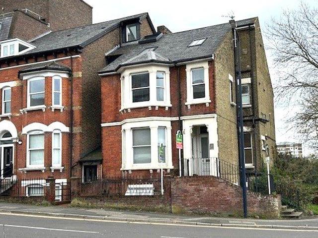 Albion Place, Maidstone ME14, Studio to rent, £850 pcm | PrimeLocation