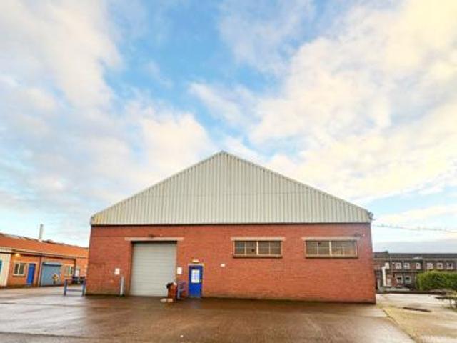 Albion Road, West Bromwich,west Midlands, Warehouse To Lease
