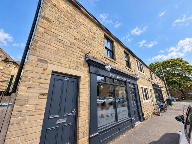 Albion Road, Idle BD10, 2 bed flat to rent, £800 pcm | PrimeLocation