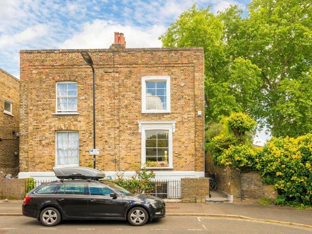 Albion Terrace, Haggerston E8, 4 bed semi detached house to rent, £5,950 pcm | PrimeLocation