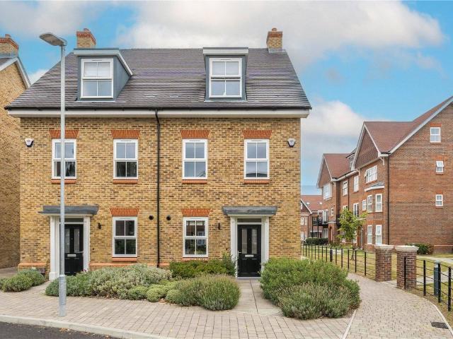 Albright Gardens, Walton On Thames KT12, 3 bed semi detached house to rent, £3,750 pcm | PrimeLocation