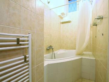 albrighton rd,, SE22