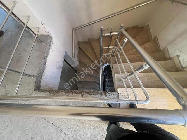 Alcıda İskanlı Yapılı,peyzajlı Villa
