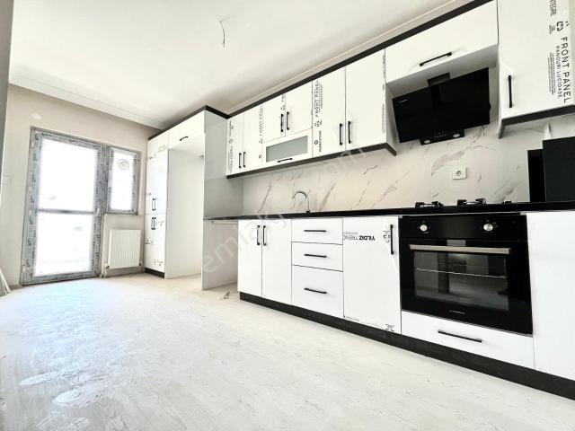 Alcı Mah.'de Tapulu İskanlı Full Yapılı Arakat 3+1 Satılık Daire