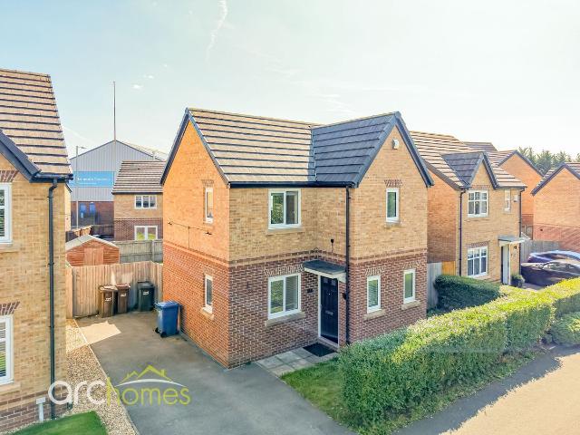 Alchemy Close, Atherton M46, 3 bed detached house to rent, £1,400 pcm | PrimeLocation