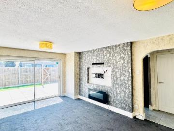 Alcotes, Basildon SS14, 3 bed terraced house to rent, £1,900 pcm | PrimeLocation