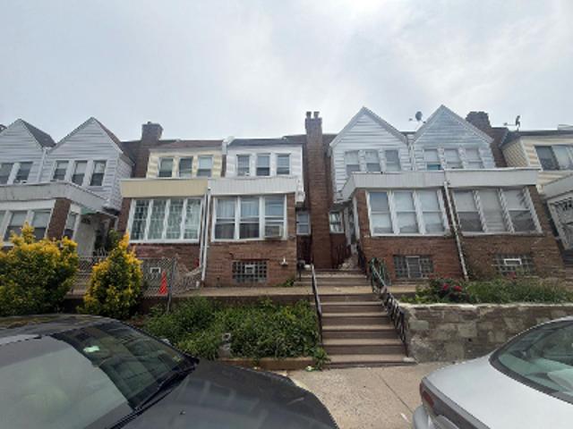 Alcott St