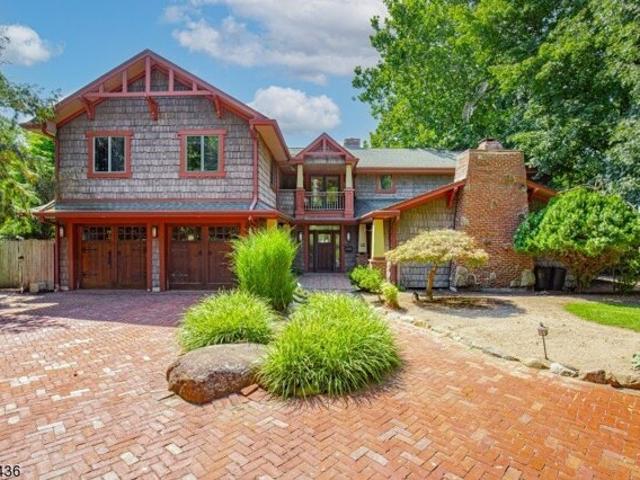 Alcott Rd, Mahwah, Home For Sale