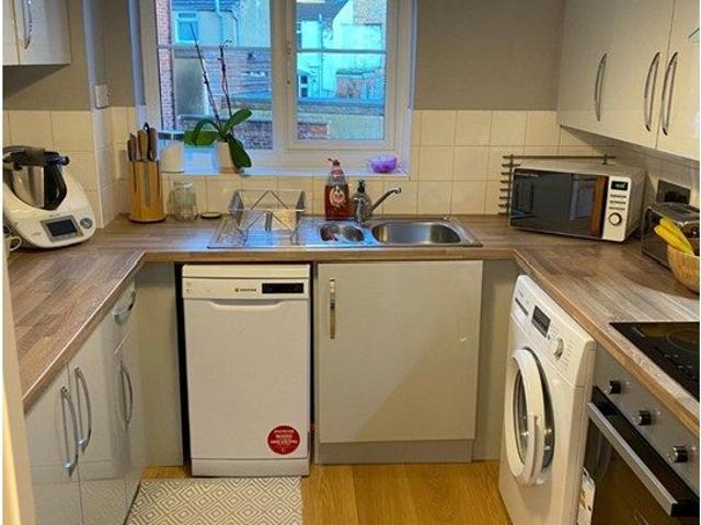 Aldbury Court, Northampton NN1, 2 bed flat to rent, £1,100 pcm | PrimeLocation