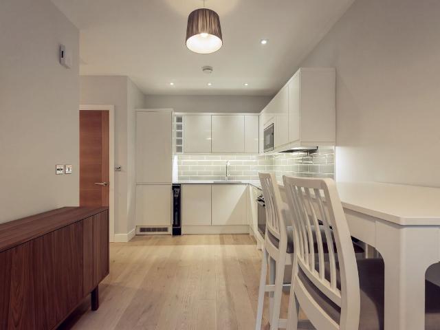 Aldenham Road, Bushey WD23, 1 bed flat to rent, £1,350 pcm | PrimeLocation