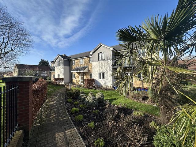 Alder View Court, Scarborough YO12, 1 bed flat to rent, £875 pcm | PrimeLocation