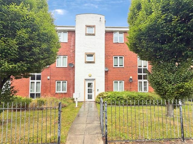 Alderman Road, Hunts Cross Village. 2 bed apartment to rent £875 pcm £202 pw