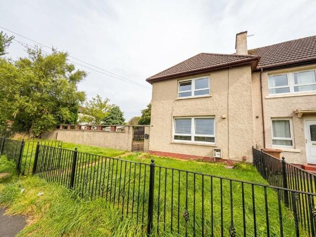Alderman Road, Knightswood 3 bed semi detached house to rent £1,400 pcm £323 pw