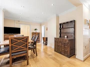 Alderney Street, London, SW1V 4HA, United Kingdom | 3 bed apartment for rent #138776909 | Rentberry
