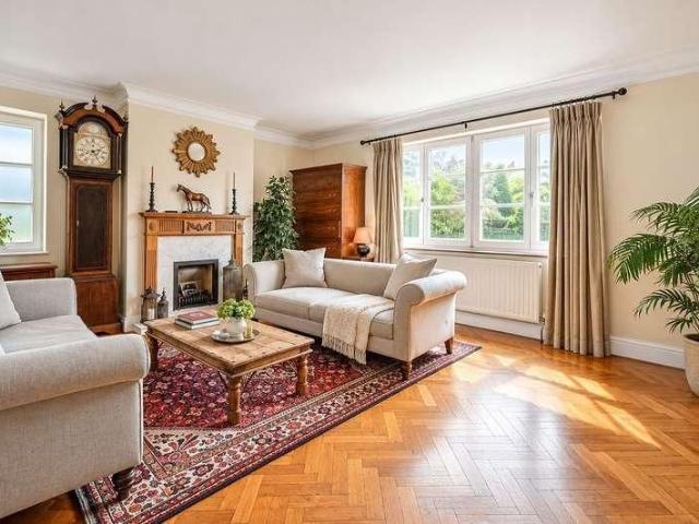 Aldersey Road, Guildford, GU1