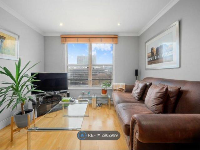 Aldersgate Street, London EC1A, 2 bed flat to rent, £3,300 pcm | PrimeLocation