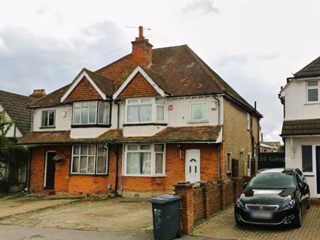 Aldershot Road, Guildford GU2, 5 bed semi detached house to rent, £4,000 pcm | PrimeLocation